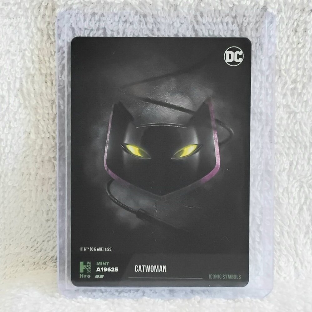 5/$20 Mint 2023 Hro Hybrid Catwoman DC Logo Card A19625!!